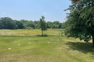 1010 Co Rd 490, Elgin, TX 78621 - Photo 4