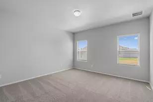 202 Chesterfield Dr, Kyle, TX 78640 - Photo 18