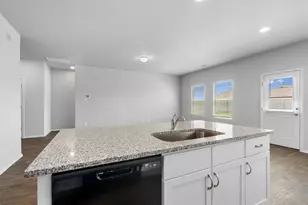 202 Chesterfield Dr, Kyle, TX 78640 - Photo 16