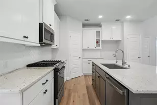 924 Azul Lagoon Dr, Leander, TX 78641 - Photo 8