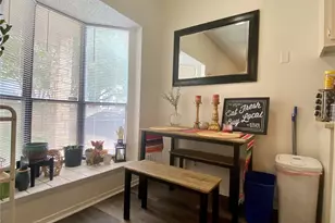 2604 Salado St, Austin, TX 78705 - Photo 2