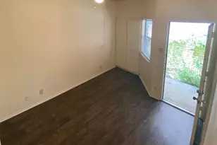 2604 Salado St, Austin, TX 78705 - Photo 6