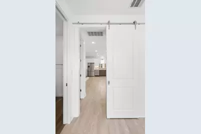 2624 Metcalfe Road #2, Austin, TX 78741 - Photo 20