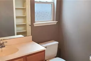 1176 Bedford St, Austin, TX 78702 - Photo 16