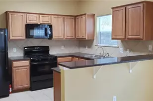 1176 Bedford St, Austin, TX 78702 - Photo 8