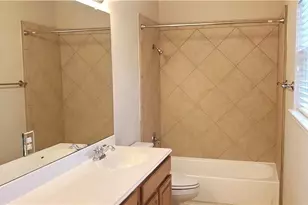 1176 Bedford St, Austin, TX 78702 - Photo 14