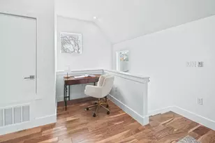 1218 Eleanor St, Austin, TX 78721 - Photo 20