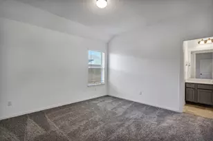 506 Sixpence Ln, Georgetown, TX 78628 - Photo 8
