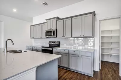 506 Sixpence Lane, Georgetown, TX 78628 - Photo 18