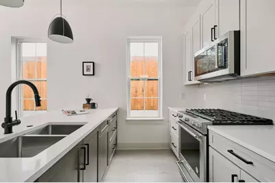 2209 Woodland Avenue #401, Austin, TX 78741 - Photo 6