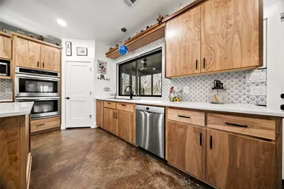 153 County Road 491 Road, Elgin, TX 78621 - Photo 10