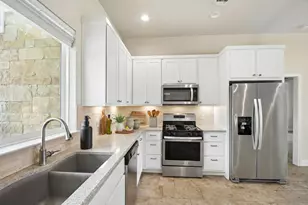 6 Round Bluff Cir, Wimberley, TX 78676 - Photo 6