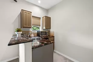 8900 Bell Mountain Dr, Austin, TX 78730 - Photo 24