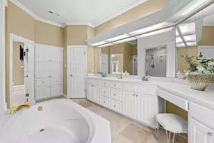 8900 Bell Mountain Dr, Austin, TX 78730 - Photo 22