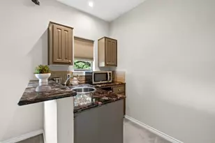 8900 Bell Mountain Dr, Austin, TX 78730 - Photo 24