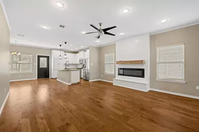 609A W 7th Street, Taylor, TX 76574 - Photo 6