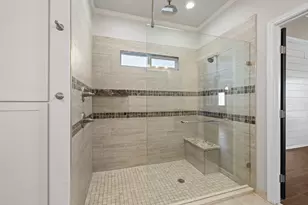 609A W 7th St, Taylor, TX 76574 - Photo 16