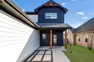 609A W 7th St, Taylor, TX 76574 - Photo 4