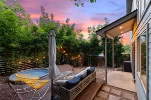 1158 Ridgeway Dr, Austin, TX 78702 - Photo 2