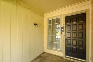 9003 Little Walnut Pkwy, Austin, TX 78758 - Photo 8