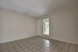 9003 Little Walnut Pkwy, Austin, TX 78758 - Photo 10
