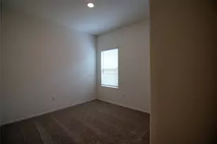 3405 Breckenridge Dr, Austin, TX 78744 - Photo 10