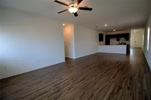 3405 Breckenridge Dr, Austin, TX 78744 - Photo 6