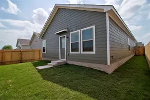 3405 Breckenridge Dr, Austin, TX 78744 - Photo 14