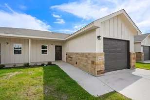 408 W Avenue C, Copperas Cove, TX 76522 - Photo 2