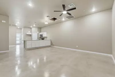 408 W Avenue C, Copperas Cove, TX 76522 - Photo 4