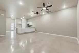 408 W Avenue C, Copperas Cove, TX 76522 - Photo 4