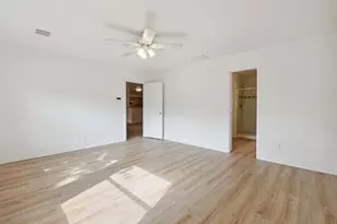 1611 Sunnycrest Cir, New Braunfels, TX 78130 - Photo 10