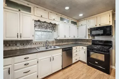 1350 County Road 414, Jonesboro, TX 76538 - Photo 8