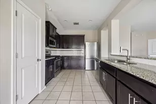 5505 Bonneville Bend, Austin, TX 78744 - Photo 4