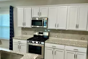 305 Rusk Bluff Ave, Leander, TX 78641 - Photo 10