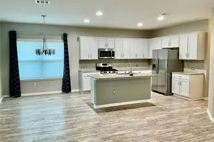 305 Rusk Bluff Ave, Leander, TX 78641 - Photo 8