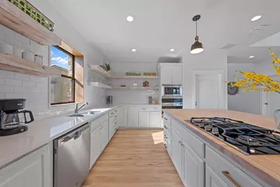 117 Point Road, Fredericksburg, TX 78624 - Photo 12