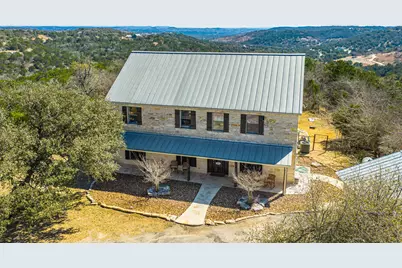117 Point Road, Fredericksburg, TX 78624 - Photo 2