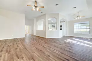 301 Rim Rock Dr, Georgetown, TX 78628 - Photo 12