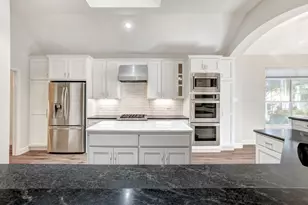 301 Rim Rock Dr, Georgetown, TX 78628 - Photo 18