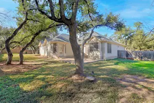 301 Rim Rock Dr, Georgetown, TX 78628 - Photo 38