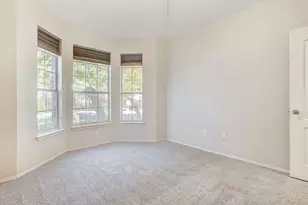301 Rim Rock Dr, Georgetown, TX 78628 - Photo 32