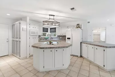 15 Spalding Circle, Wimberley, TX 78676 - Photo 4