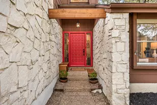 6702 Fireoak Dr, Austin, TX 78759 - Photo 2