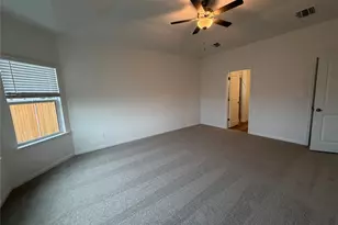 744 Universal Dr, Hutto, TX 78634 - Photo 6