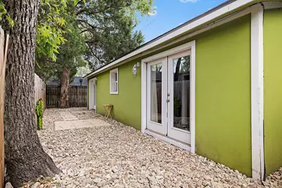 75 Pedernales Street, Austin, TX 78702 - Photo 16