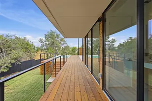 121 Clubhouse Dr, Lakeway, TX 78734 - Photo 22