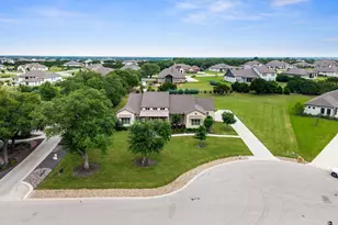113 Idle Spur, Liberty Hill, TX 78642 - Photo 32