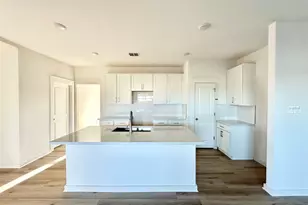 220 Oriole St, Kyle, TX 78640 - Photo 2