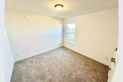 220 Oriole Street, Kyle, TX 78640 - Photo 6